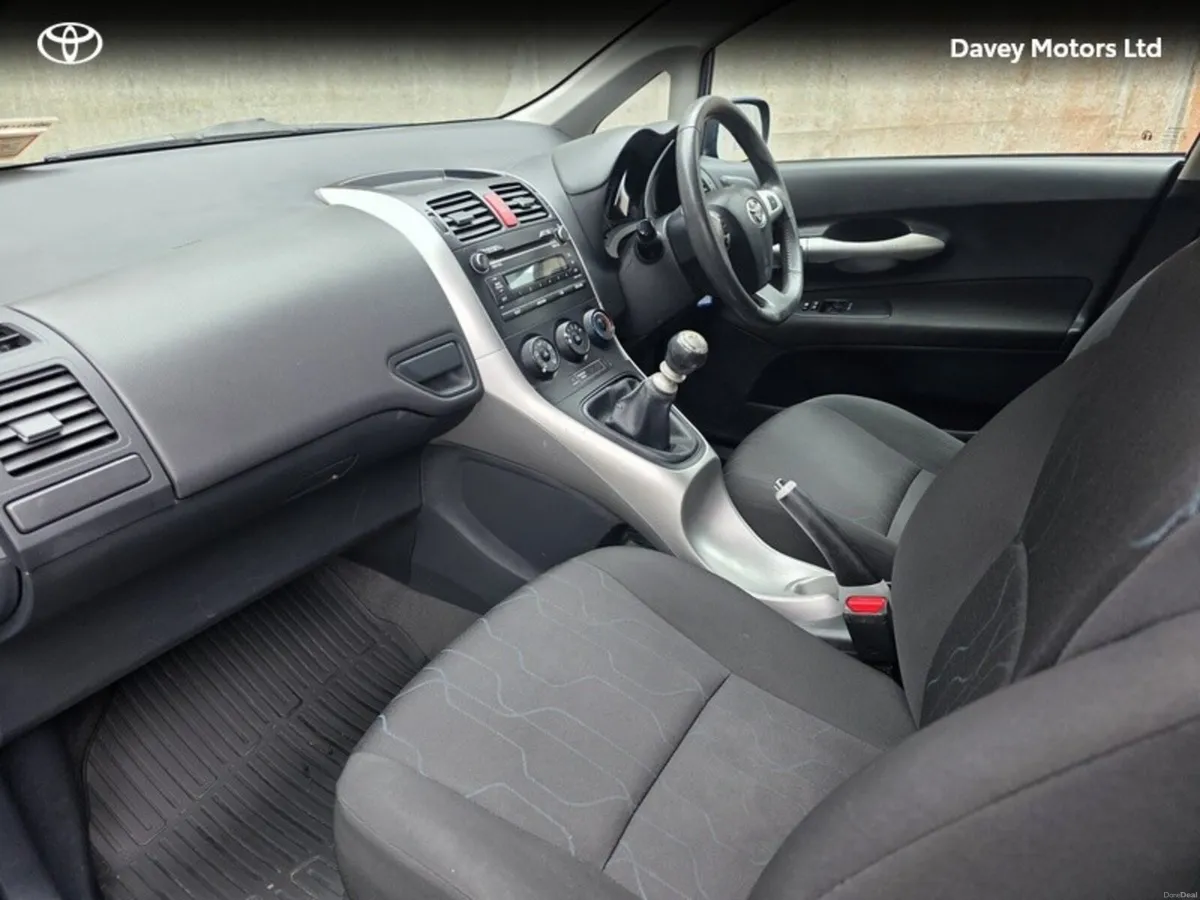 Toyota Auris AURIS 1.33 5DR TERRA MY10 - Image 6
