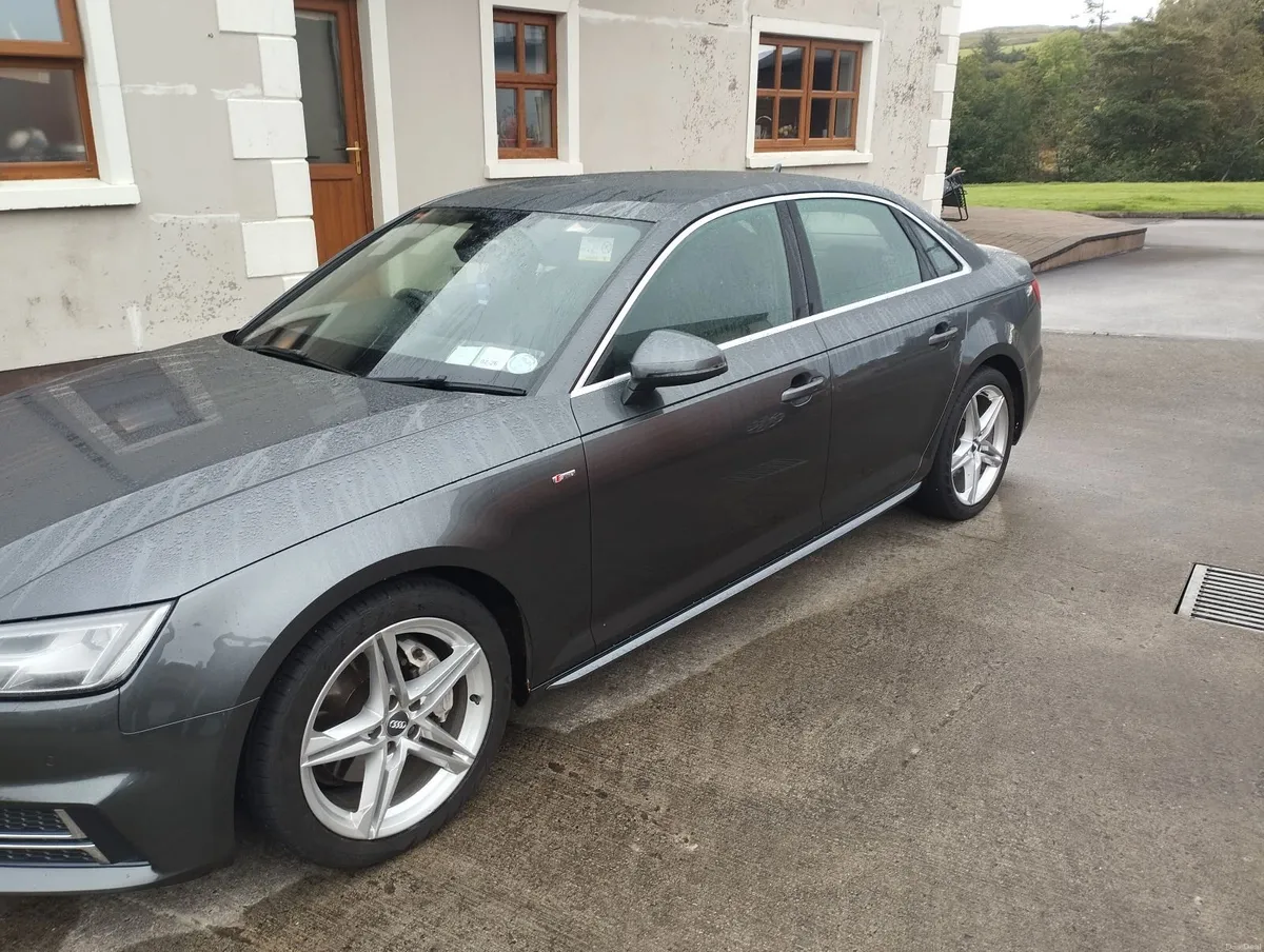 Audi A4 2017 - Image 4