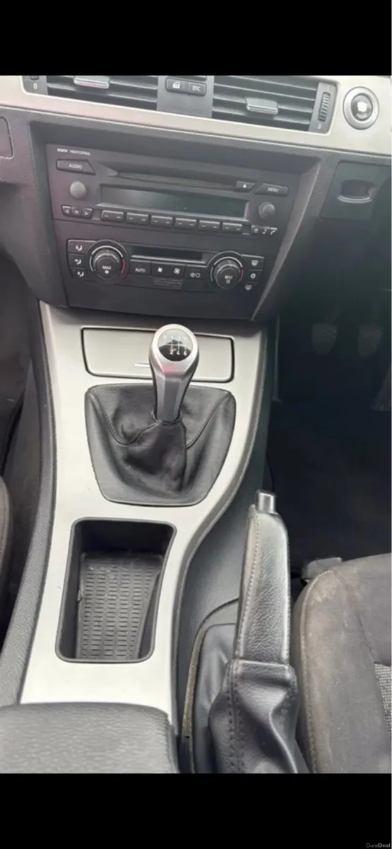 BMW 316i E90 - Image 5