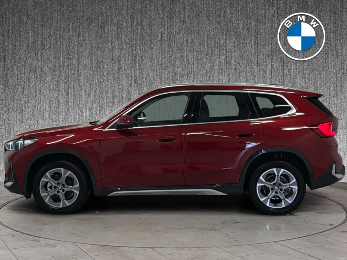 BMW X1 sDrive18d xLine 5DR AUTO - Image 4