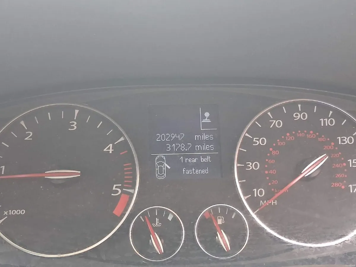 Renault Laguna 2010 - Image 4