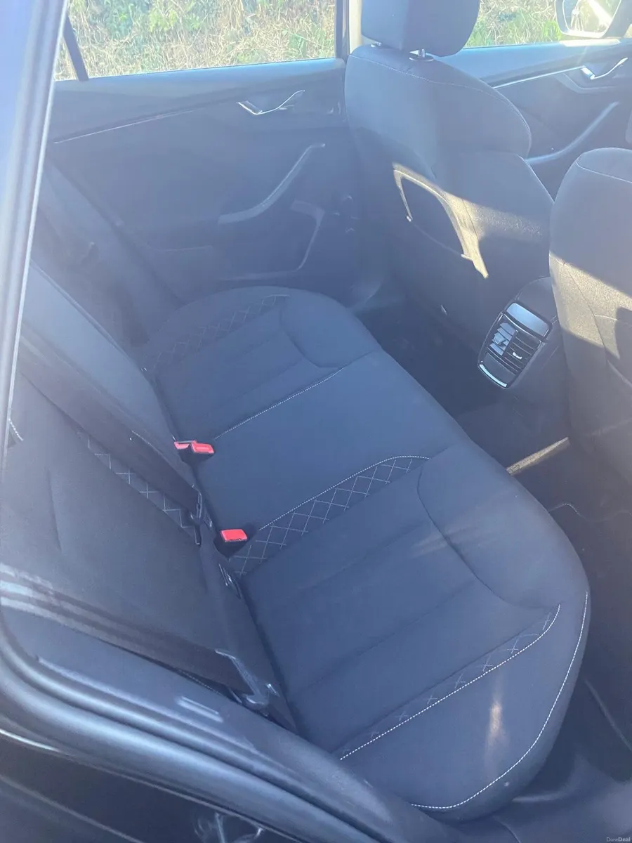 Skoda Kamiq 2022 1L petrol automatic - Image 4