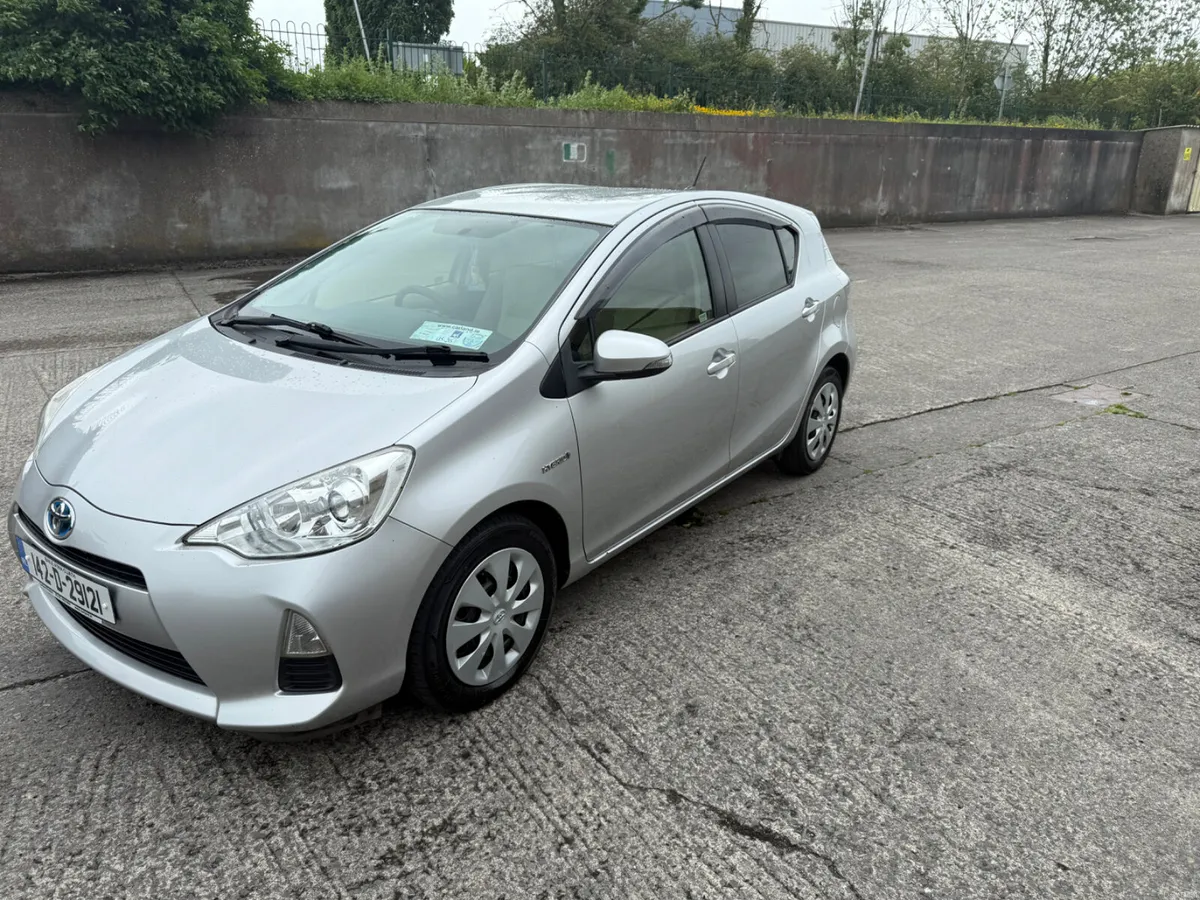 Toyota Aqua 2014 - Image 3