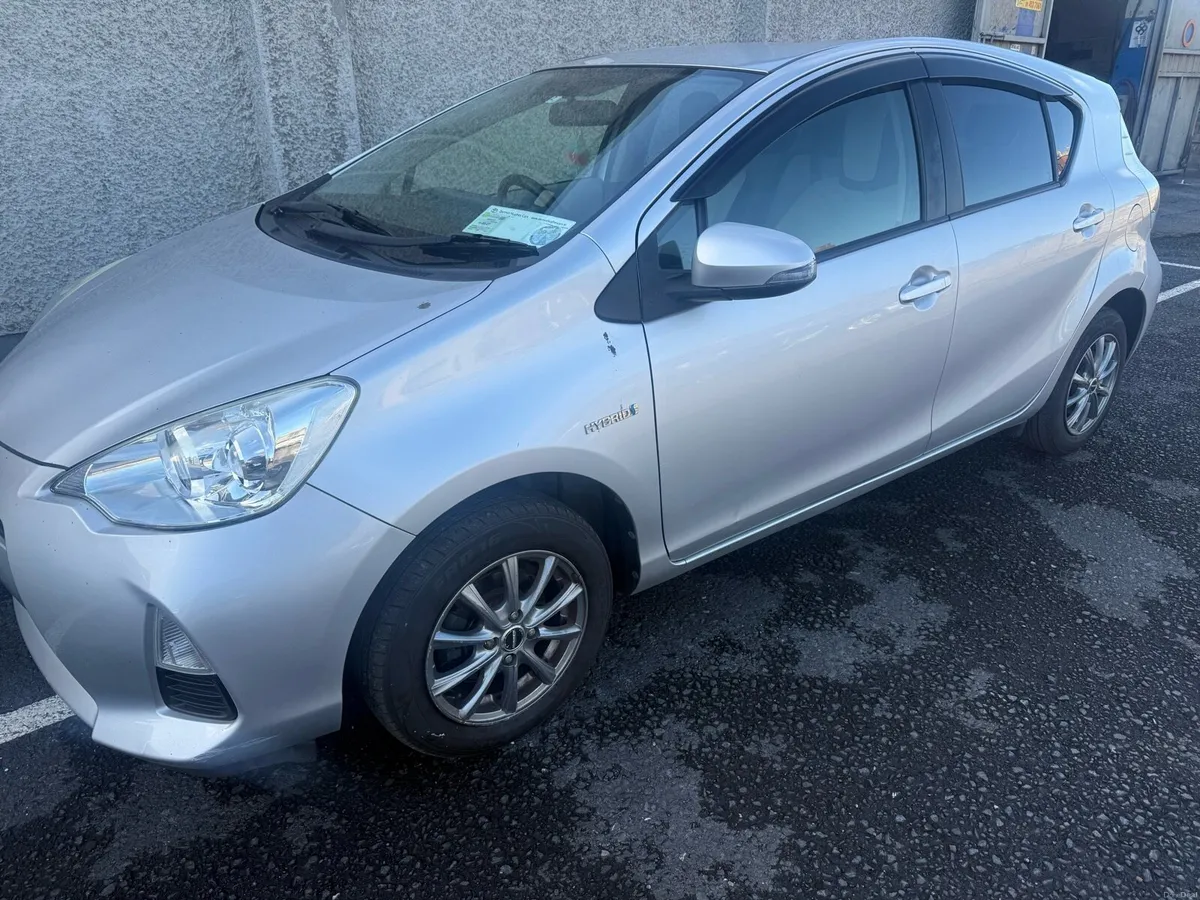 Toyota Aqua - Image 2