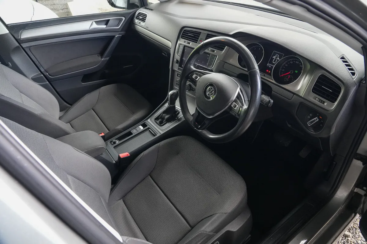 2016 Volkswagen Golf 1.2 Petrol Automatic *Low Kms - Image 2
