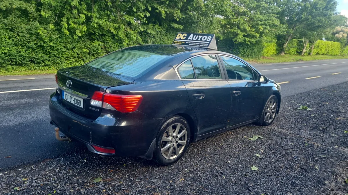 Toyota Avensis 2013 - Image 1
