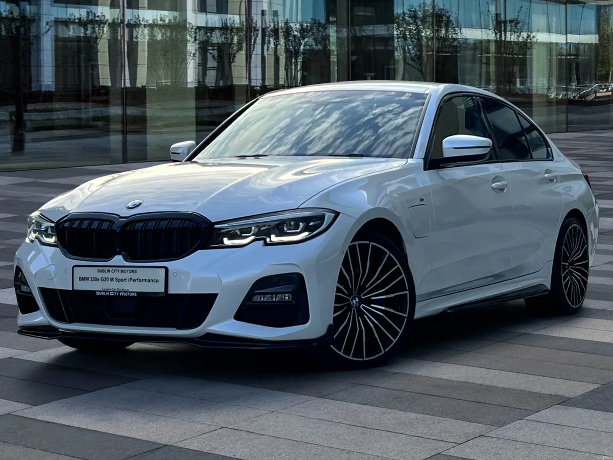BMW 330e G20 M Sport Pro iPerformance - Image 3