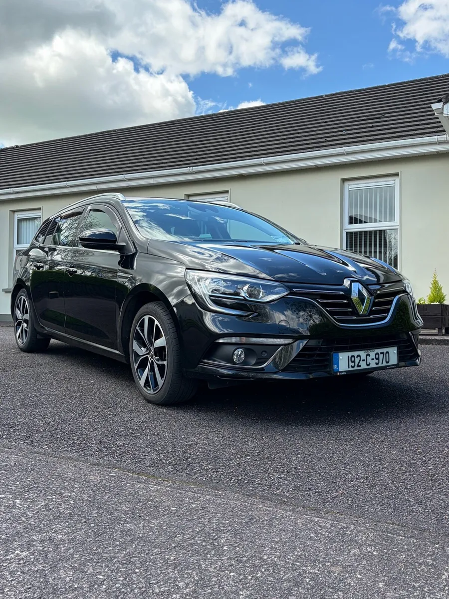 Renault Megane Sports Tourer - Image 1