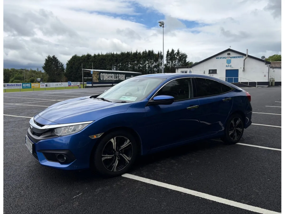 Honda Civic 4DR 1.0 124BHP SMART PLUS - Image 3