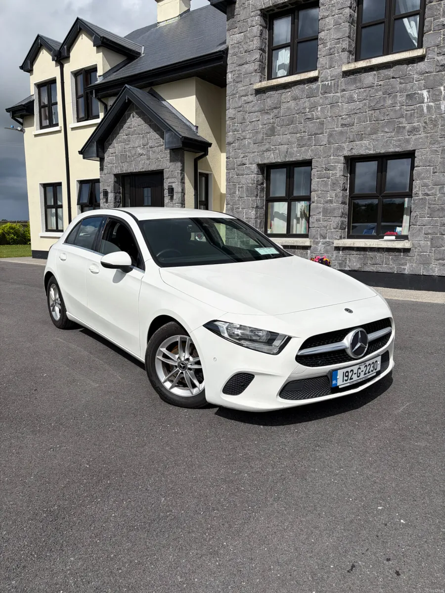 Mercedes-Benz A-Class 2019 - Image 2