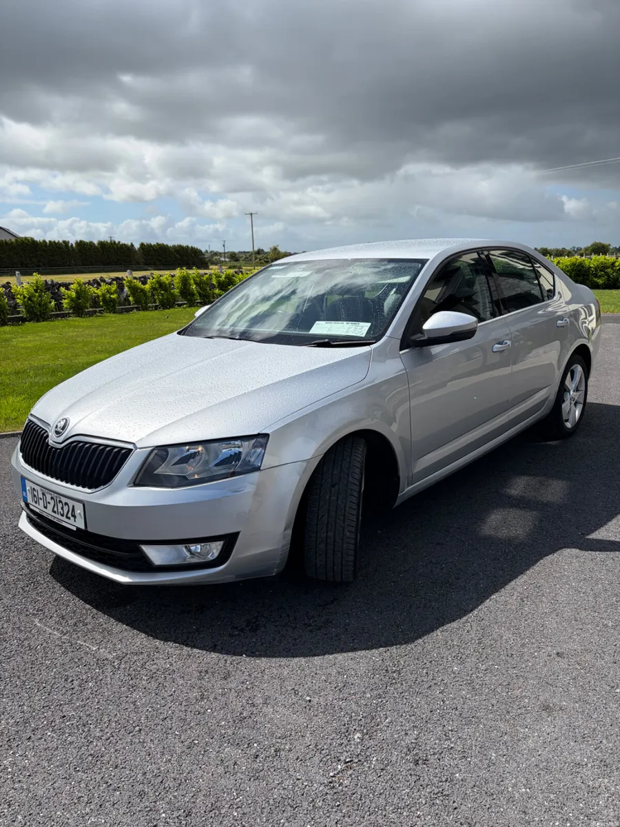 Skoda Octavia 2016 - Image 2