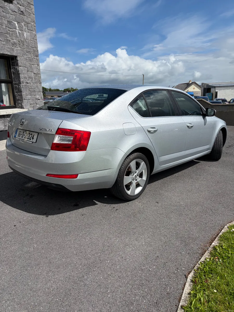 Skoda Octavia 2016 - Image 4