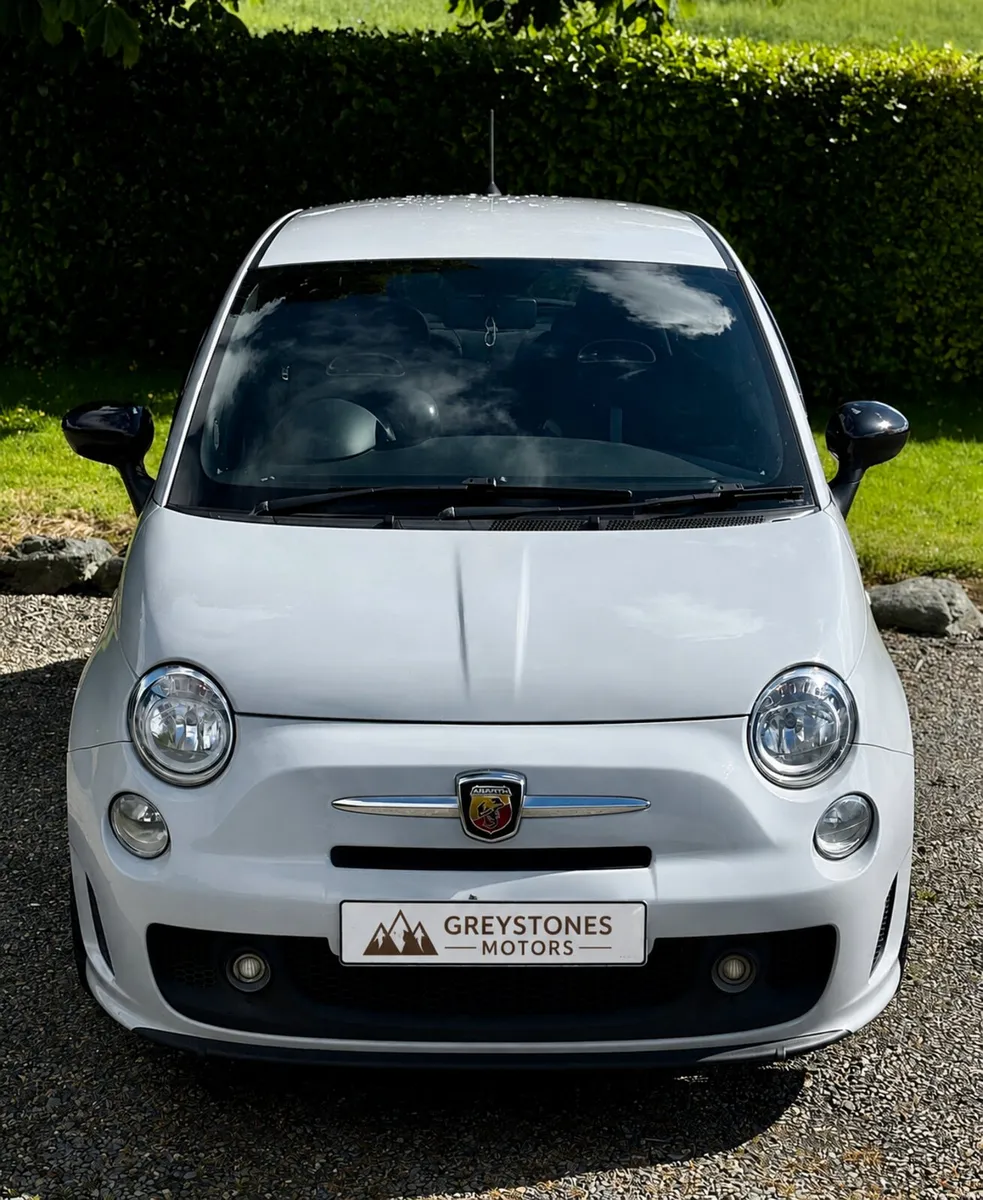 161 Abarth 595 Manual - Image 2