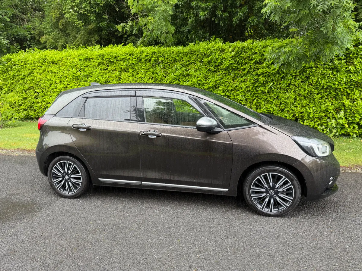 2021 Honda Fit e:HEV LUXE – €13,950 - Image 2