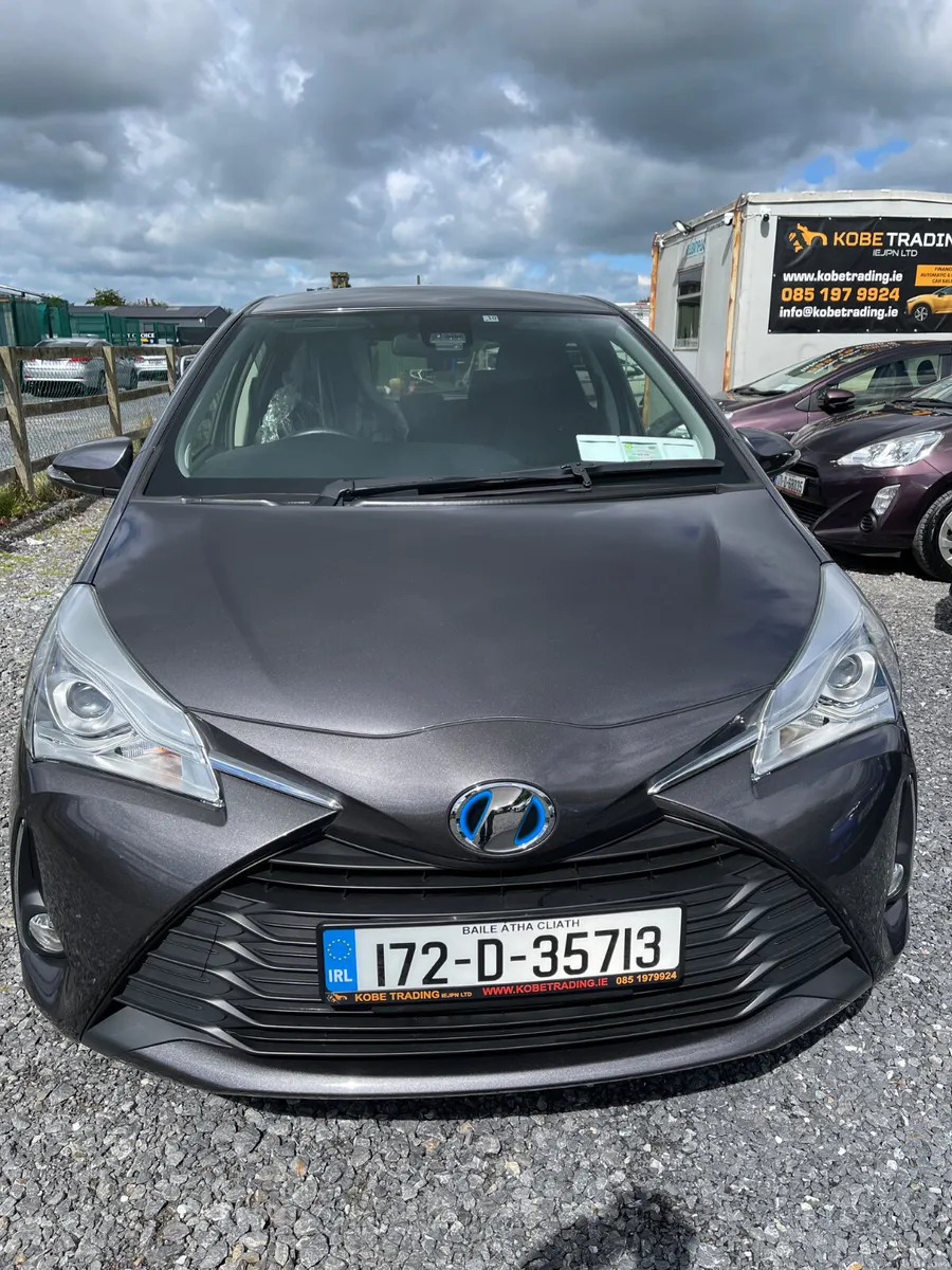 Toyota Vitz 2017  “Low mileage Only 40K KM” - Image 3