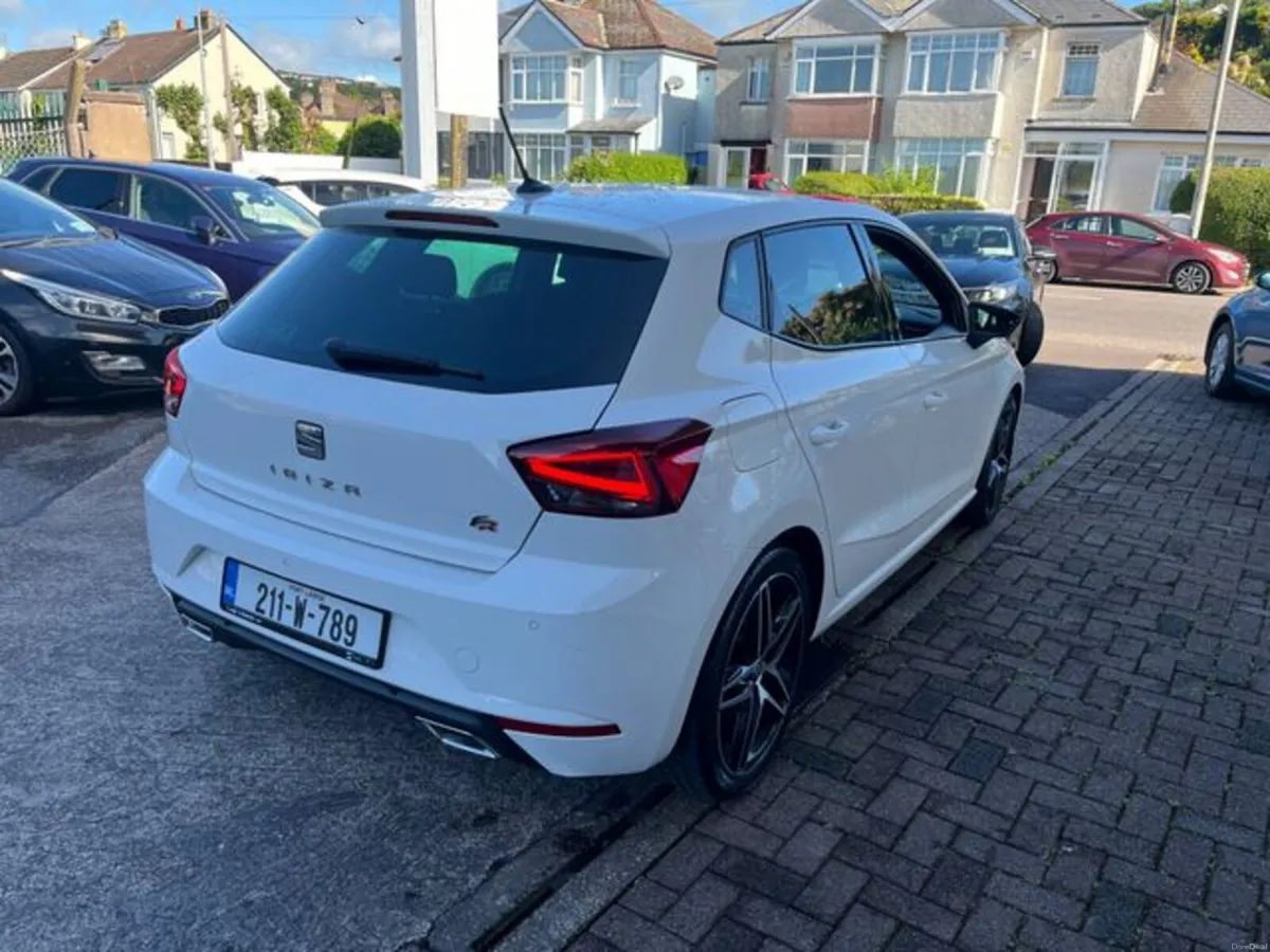 SEAT Ibiza 1.0tsi 95HP FR 5DR - Image 4