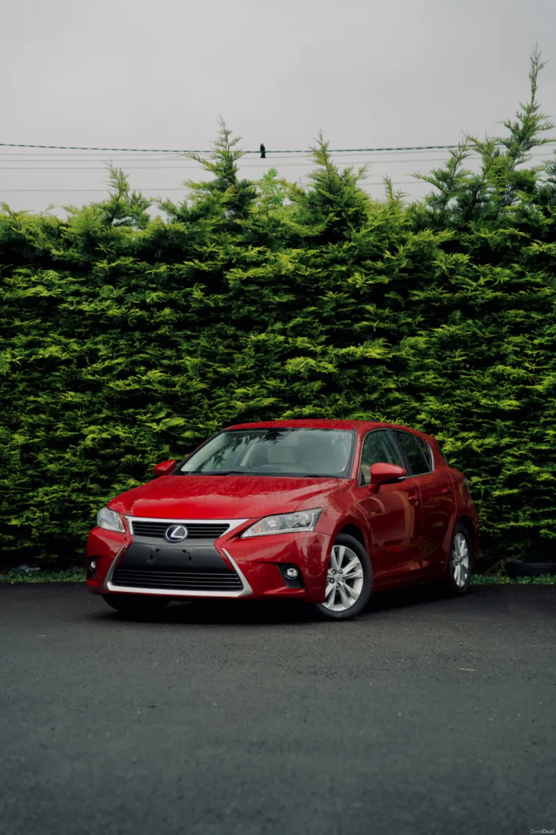 Lexus CT 200h 1.8 Hybrid 2016 - Image 1