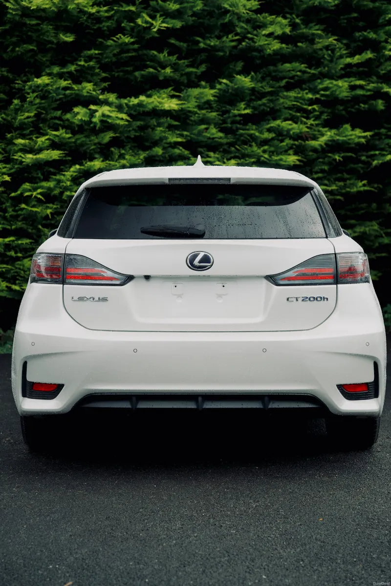 Lexus CT 200h 1.8 Hybrid 2017 - Image 4
