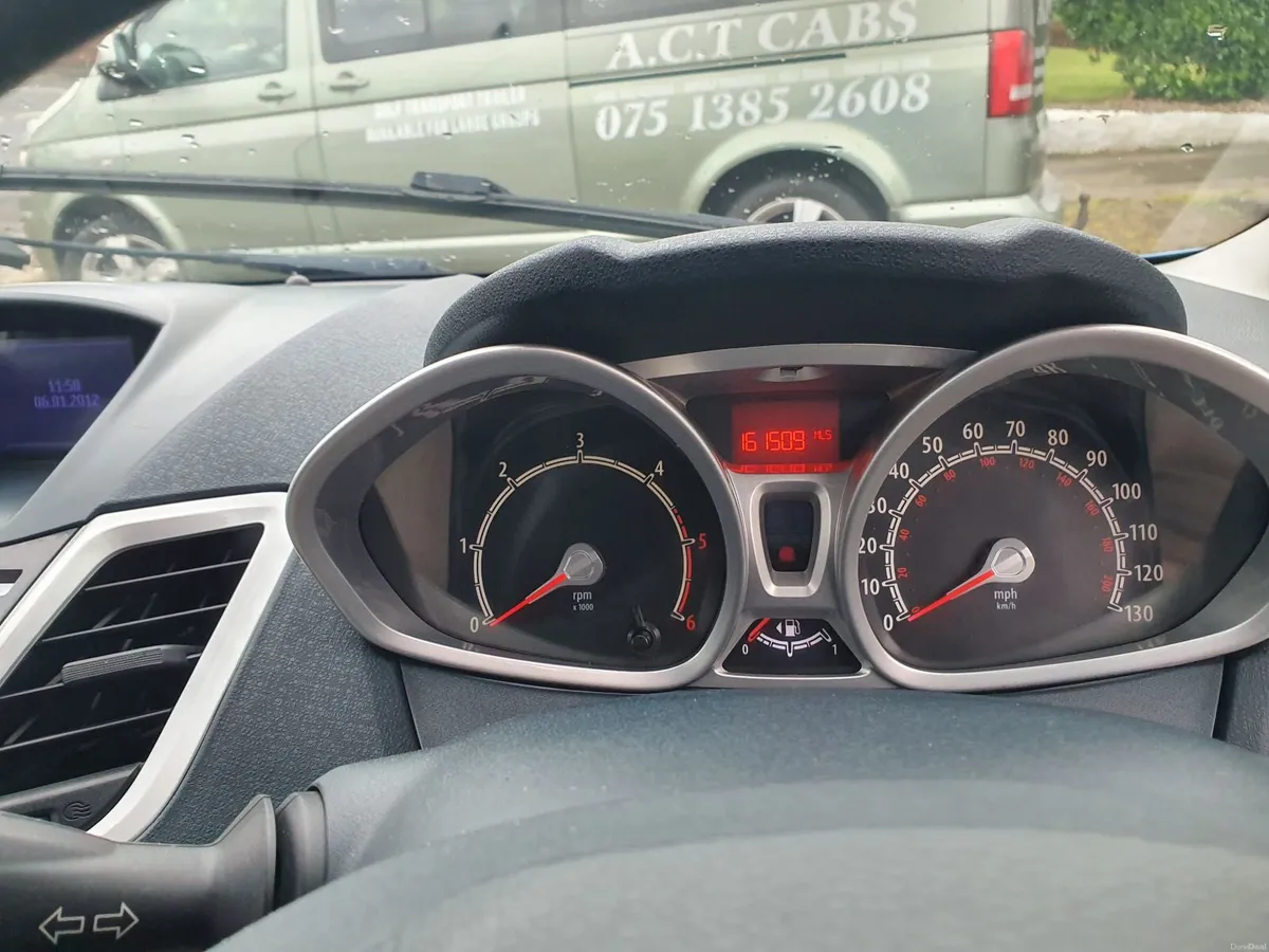 Ford Fiesta 2012 - Image 3