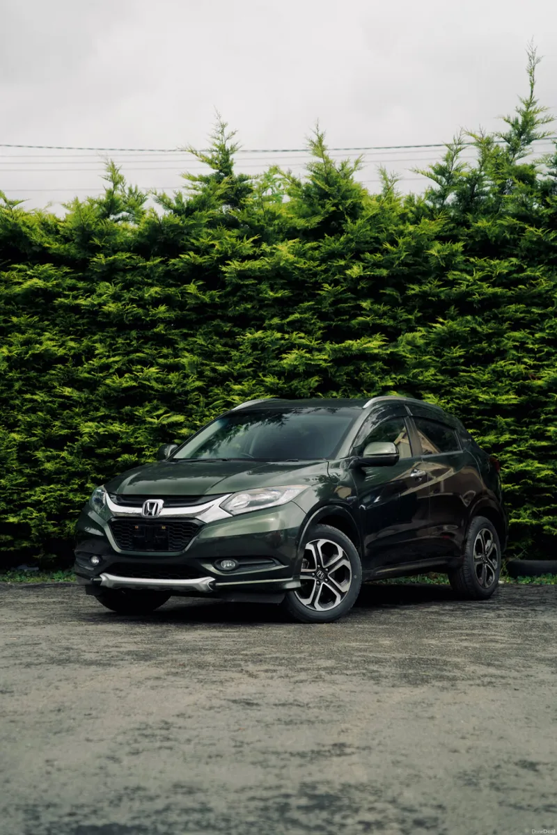 Honda Vezel Z 1.5 Hybrid 2016 - Image 1