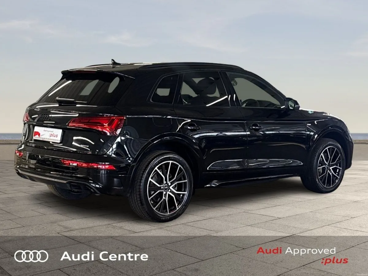 Audi Q5 50 TFSI e 299HP S tronic quattro S Line Hi - Image 4