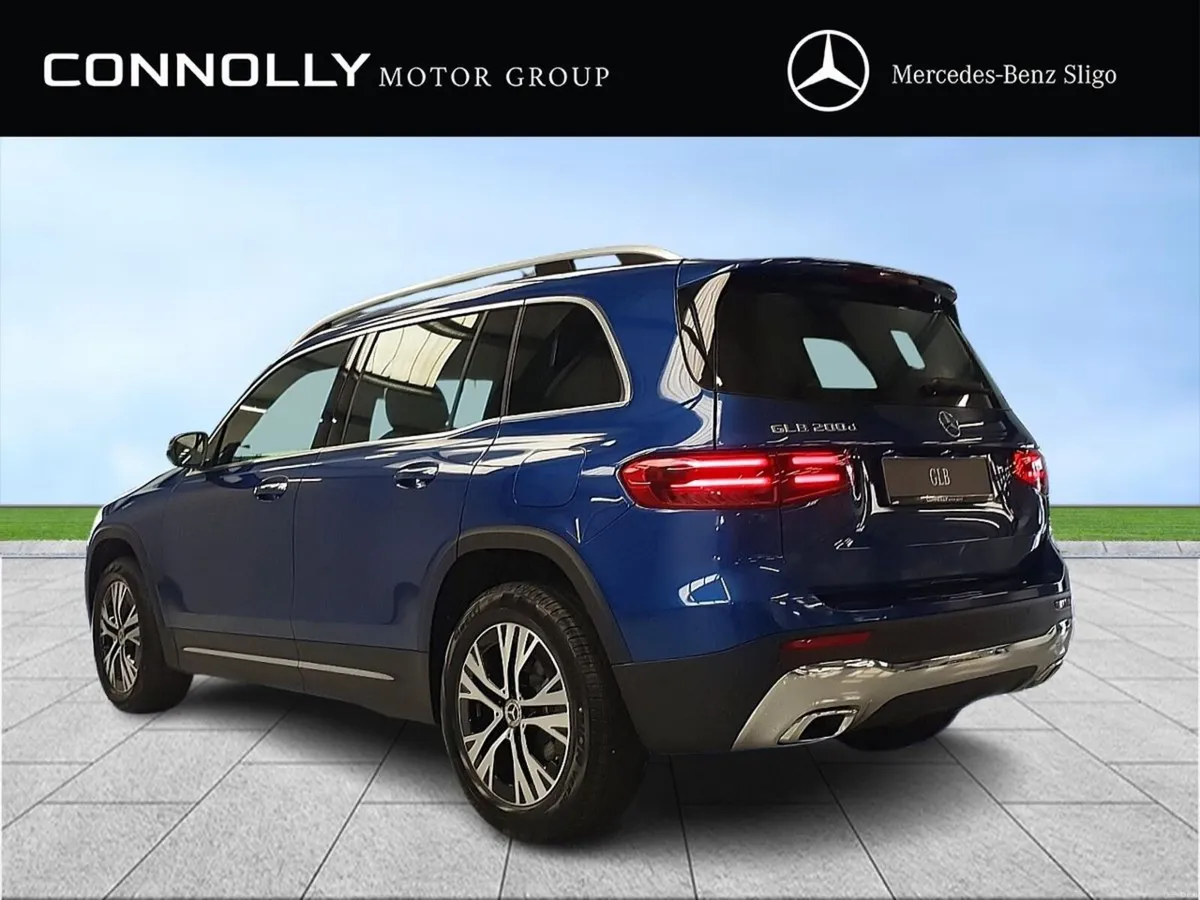 Mercedes-Benz GLB GLB 200D Progressive 5 Seats w/ - Image 4