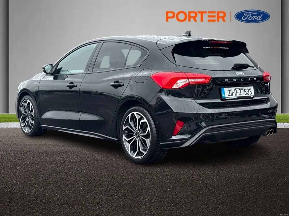 Ford Focus 1.0 ST LINE 125PS *18" ALLOYS* - Image 3