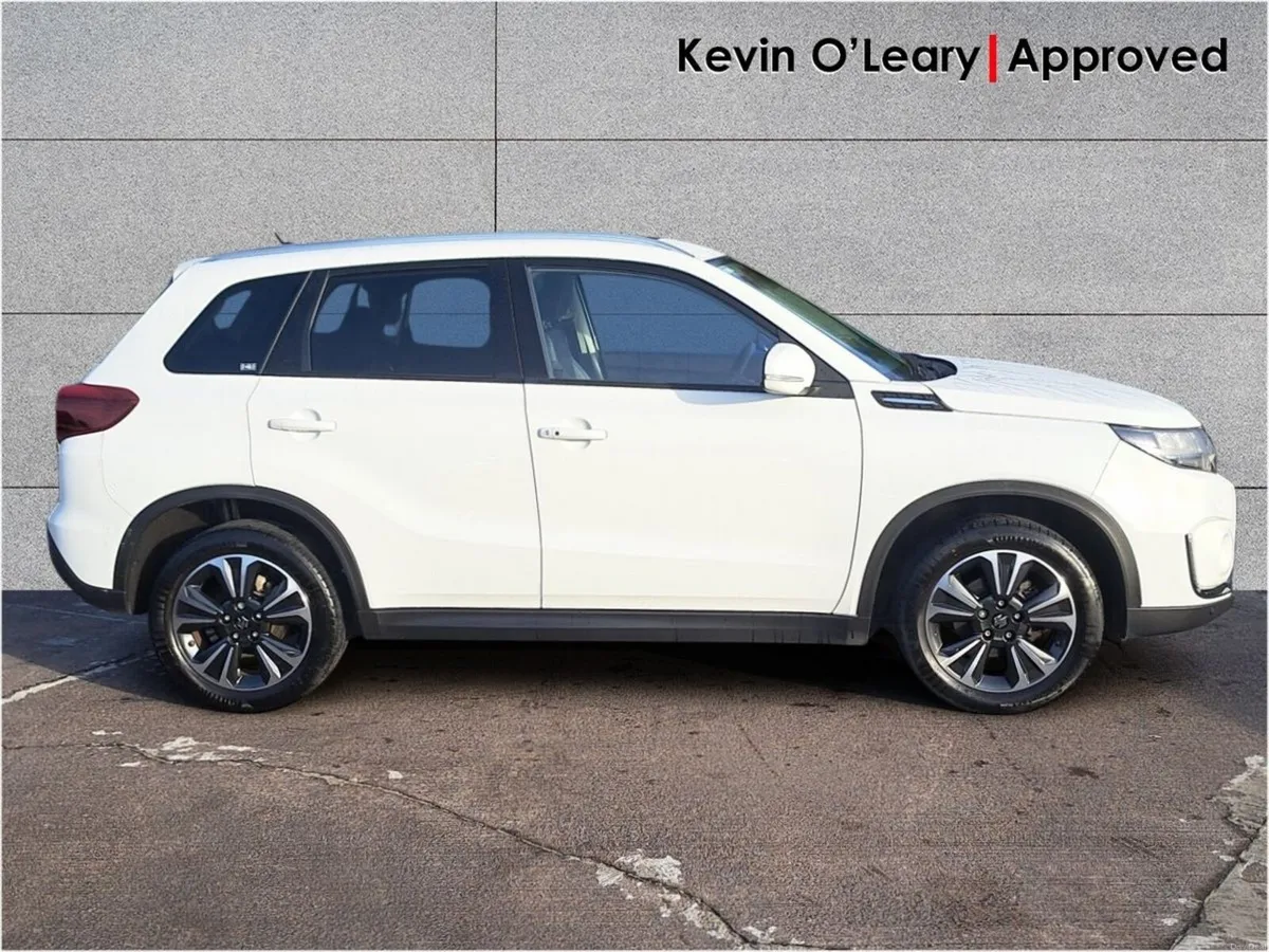 Suzuki Vitara 1.4 Hybrid SZ-5 - Image 6