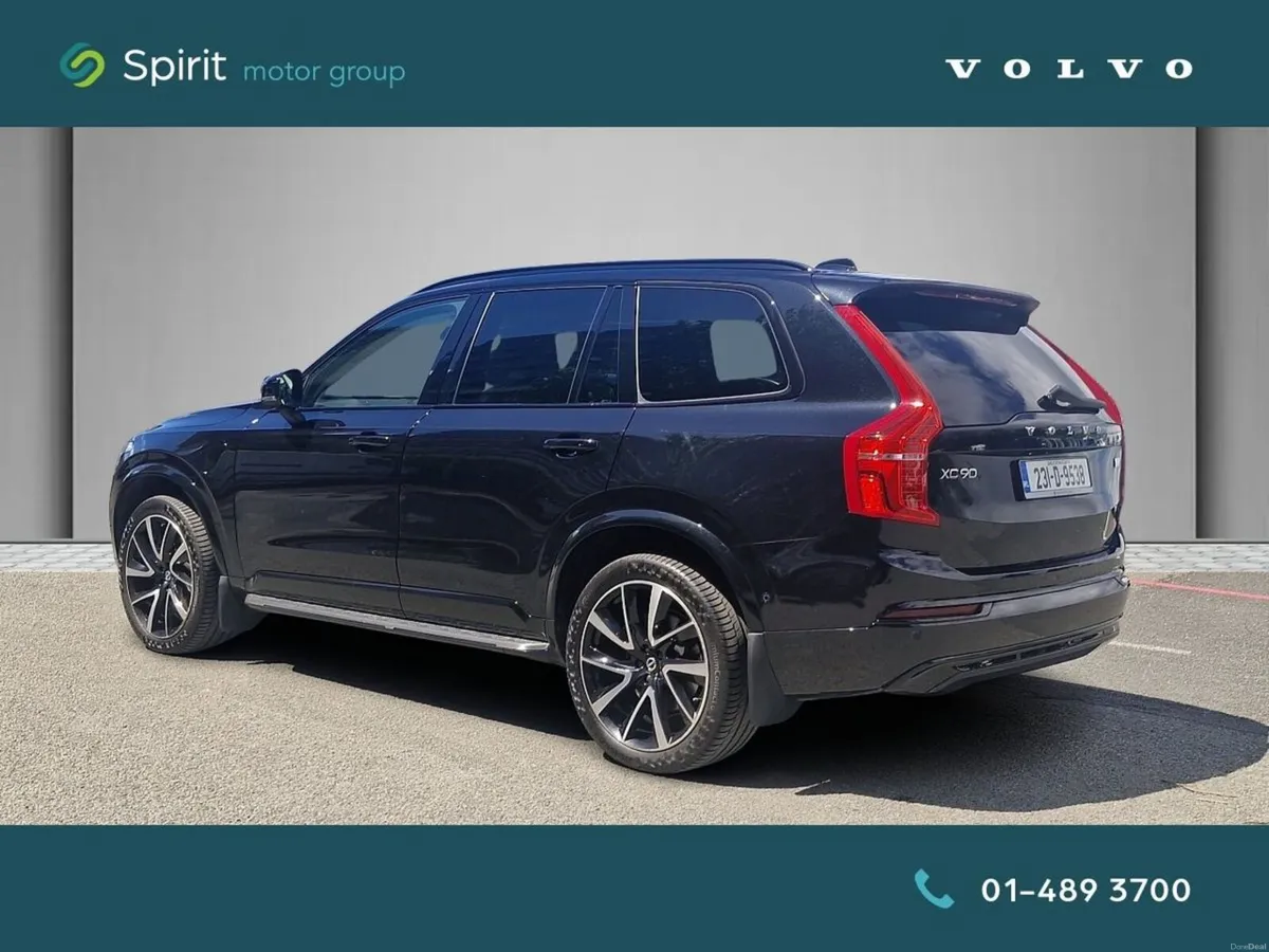 Volvo XC90 T8 Plug In Hybrid, AWD, Plus (Dark Them - Image 3