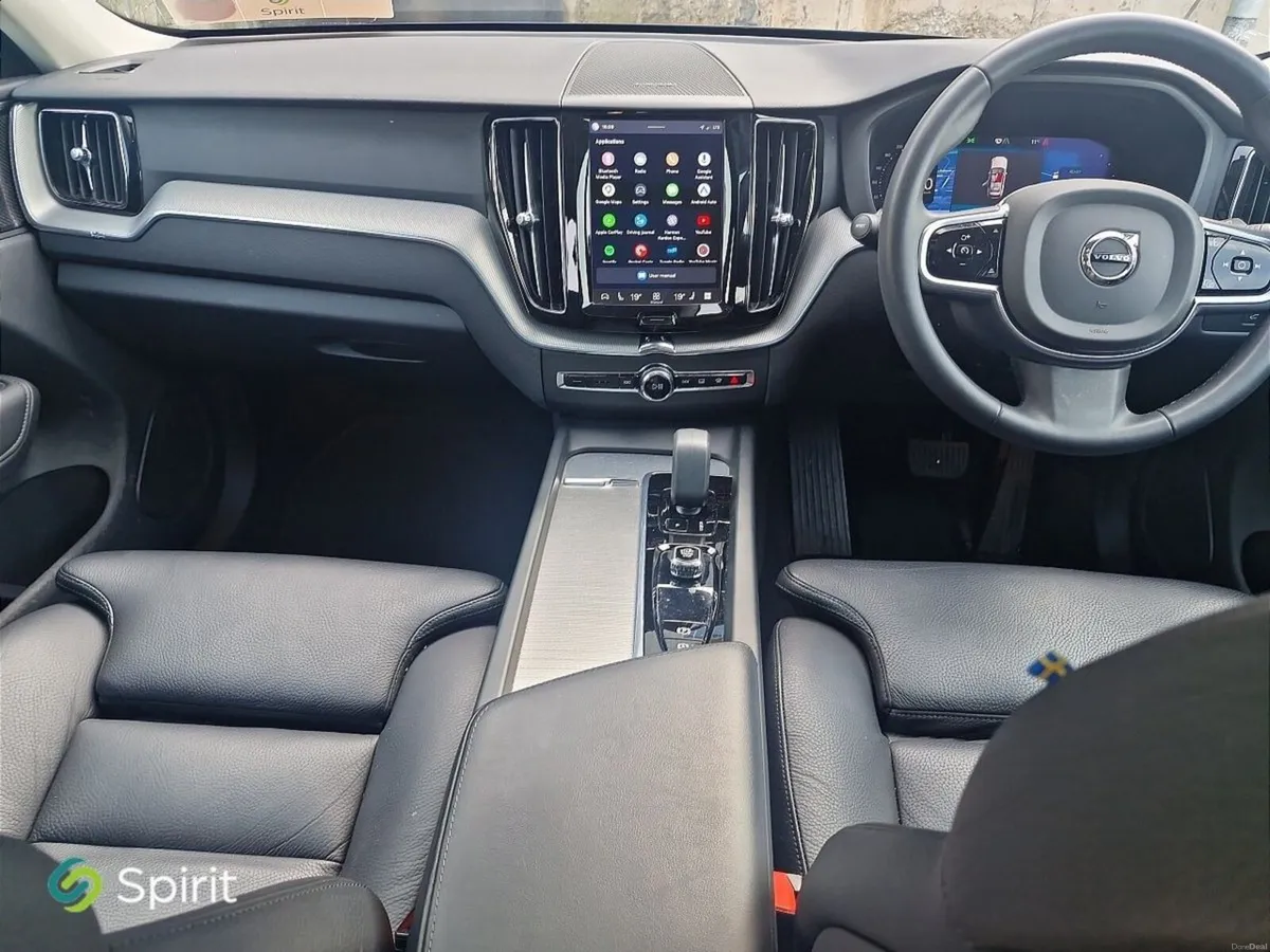 Volvo XC60 T6 Plus Plug In Hybrid - Image 4