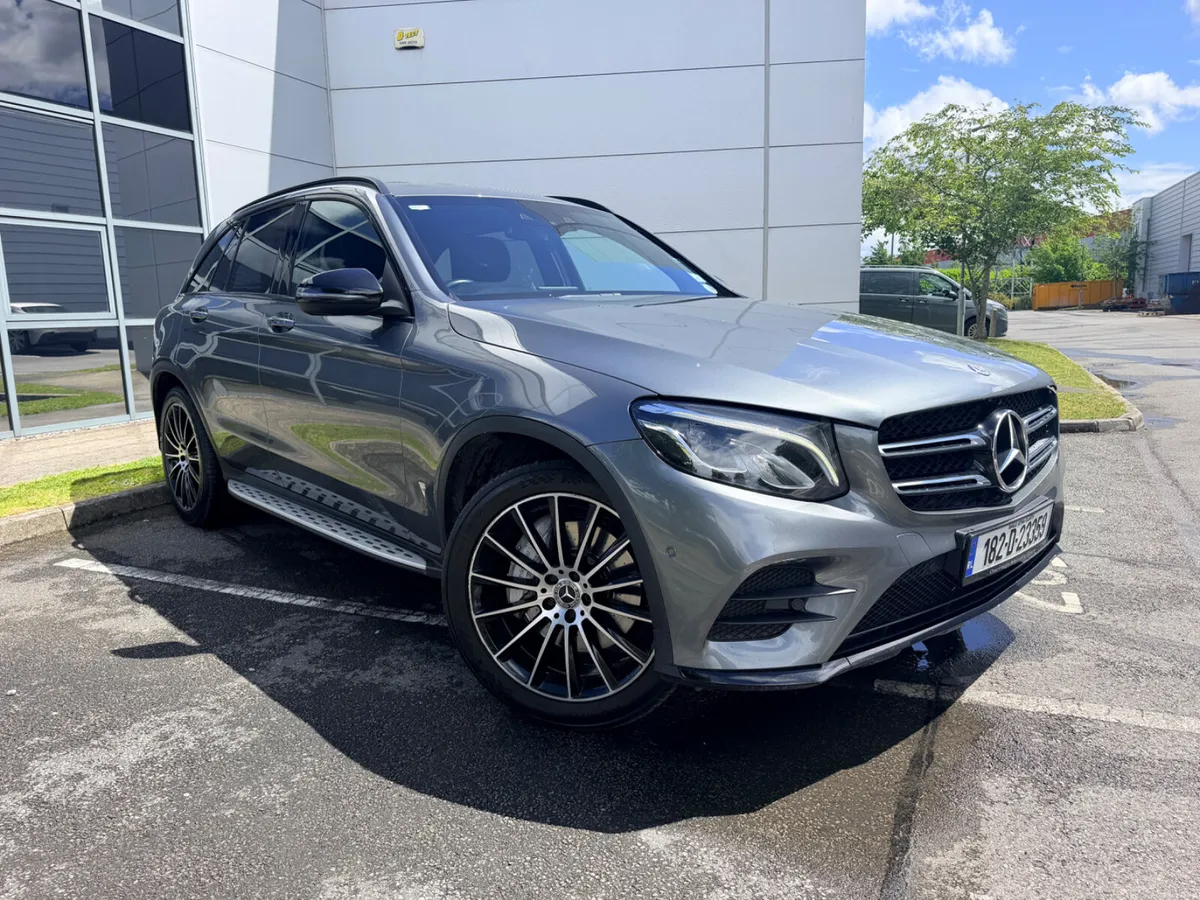 181 Mercedes-Benz GLC 220D 4Matic ~AMG Sports Line - Image 4