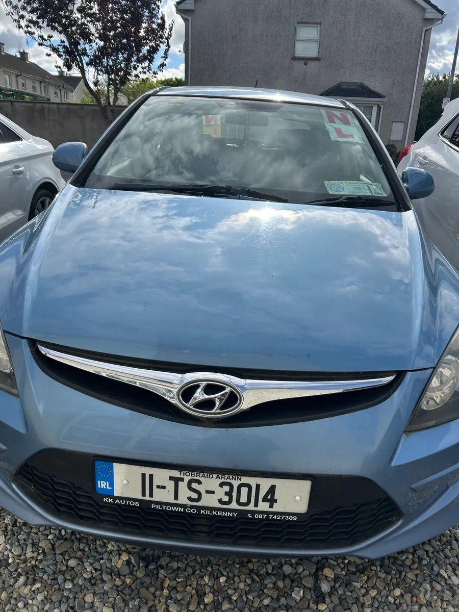 Hyundai i30 2011 - Image 2