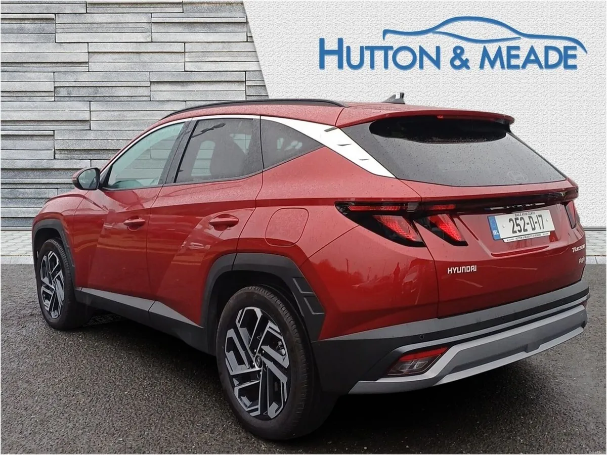 Hyundai Tucson Executive PHEV 1.6 Petrol 5dr - Image 2