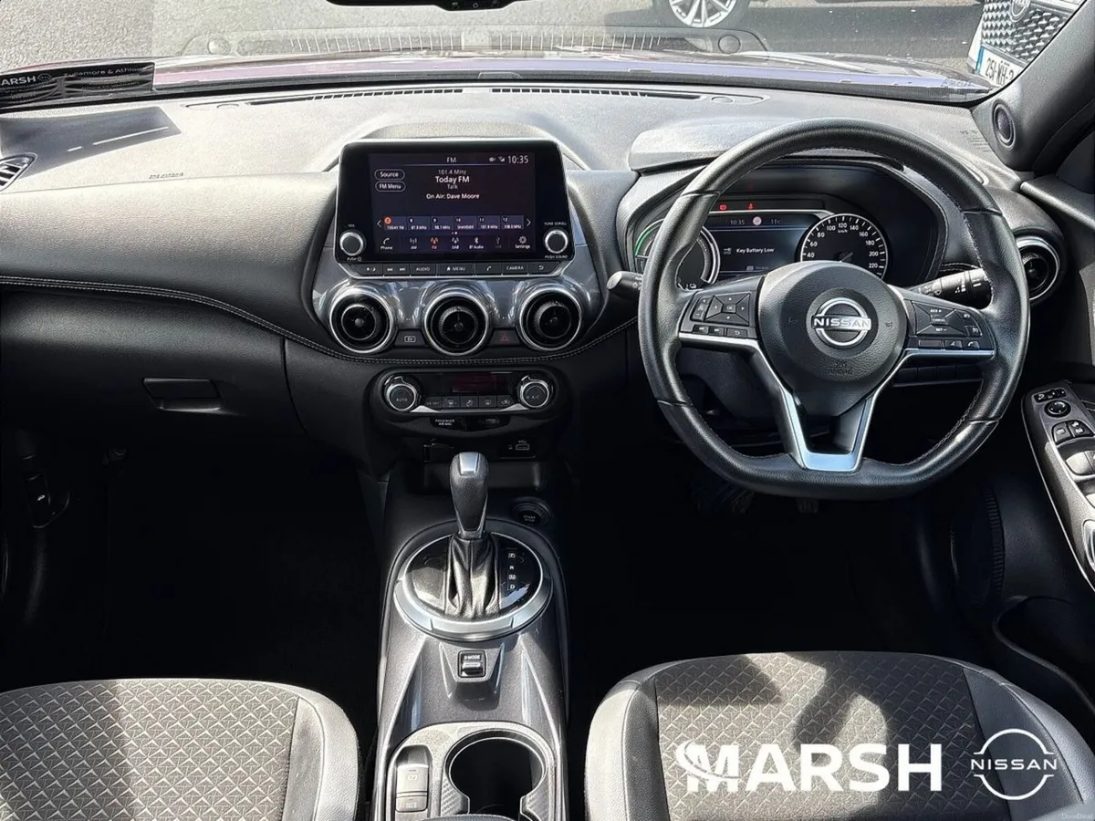 Nissan Juke 1.6 HYBRID SV PREMIUM 5DR - Image 2