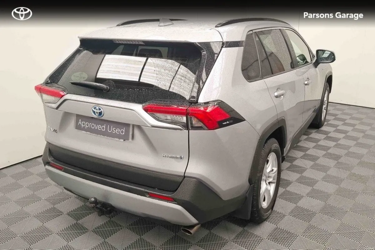 Toyota RAV4 RAV4 HYBRID LUNA 2WD - Image 2