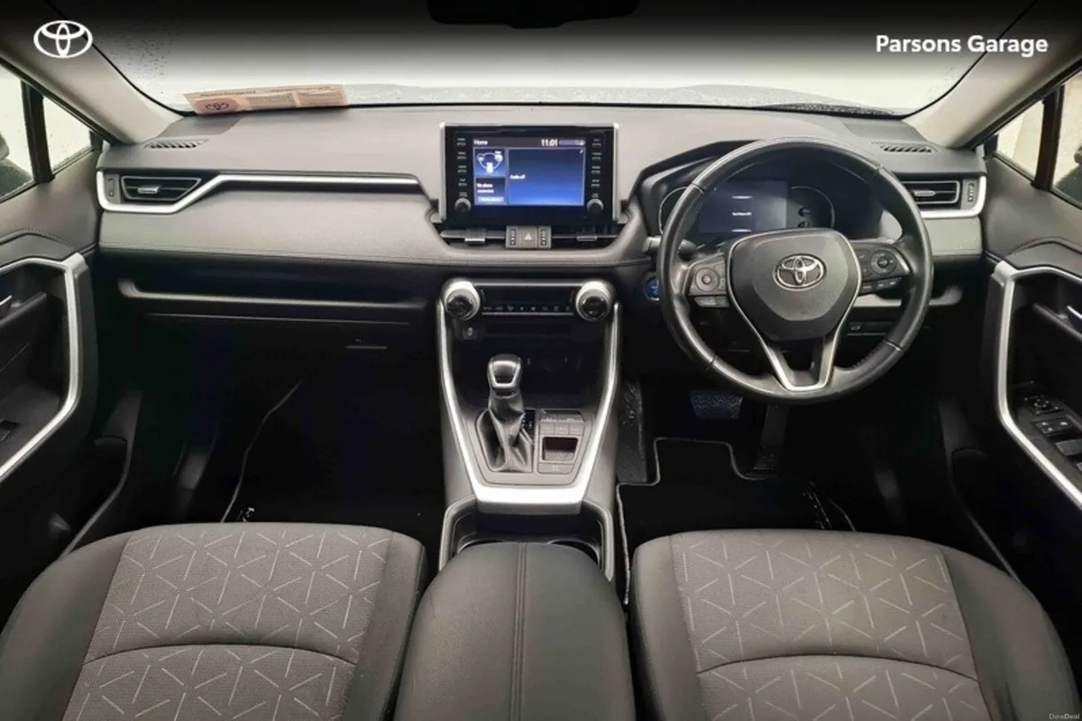Toyota RAV4 RAV4 HYBRID LUNA 2WD - Image 6