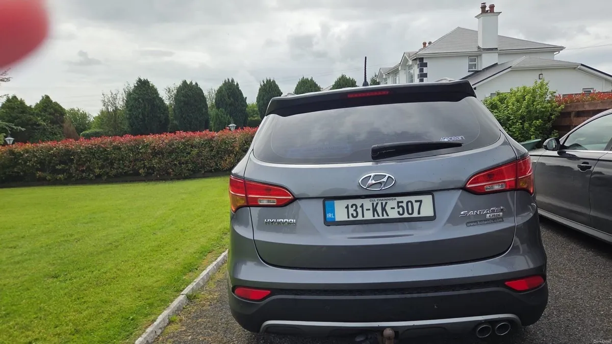 131 Hyundai Sante Fe - Image 2