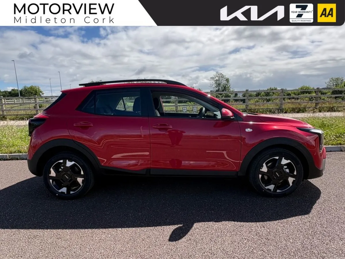 Kia Stonic **Kia Stonic k2** **Finance From 3.9%** - Image 3
