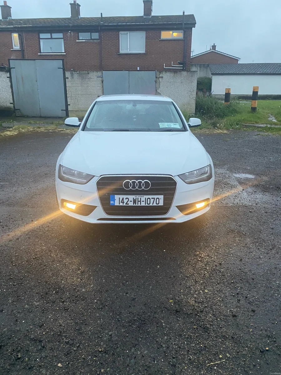 Audi A4 2.0tdi NCT 3/27 - Image 4