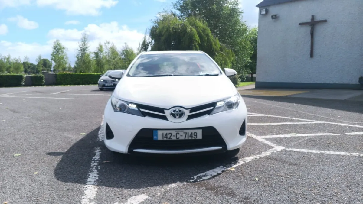 Toyota Auris Active  2014. Manual Diesil - Image 1