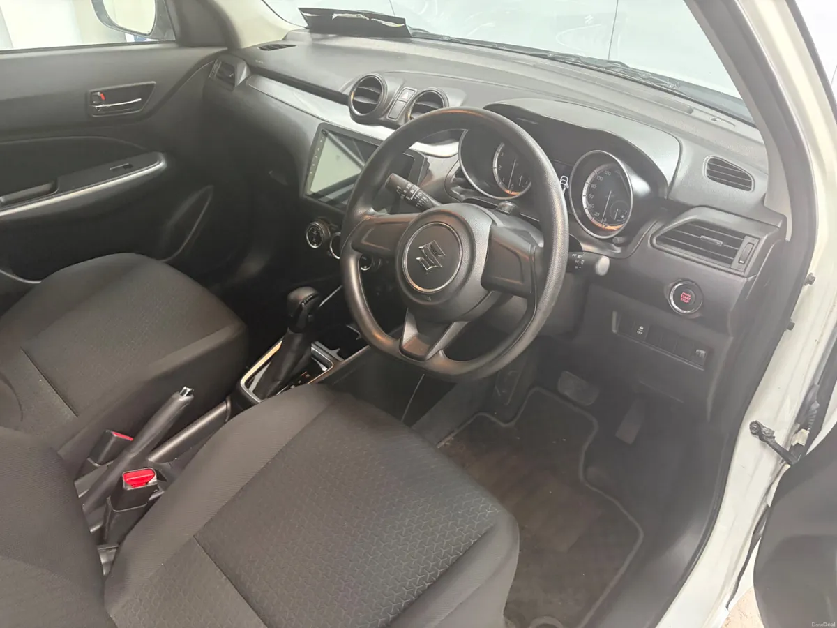 Suzuki Swift 2019. 1.2 SZ3 AUTOMATIC - Image 4