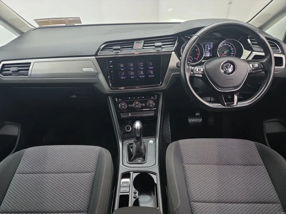 Volkswagen Touran 1.4 TSI Comfortline DSG 7 Seater - Image 4