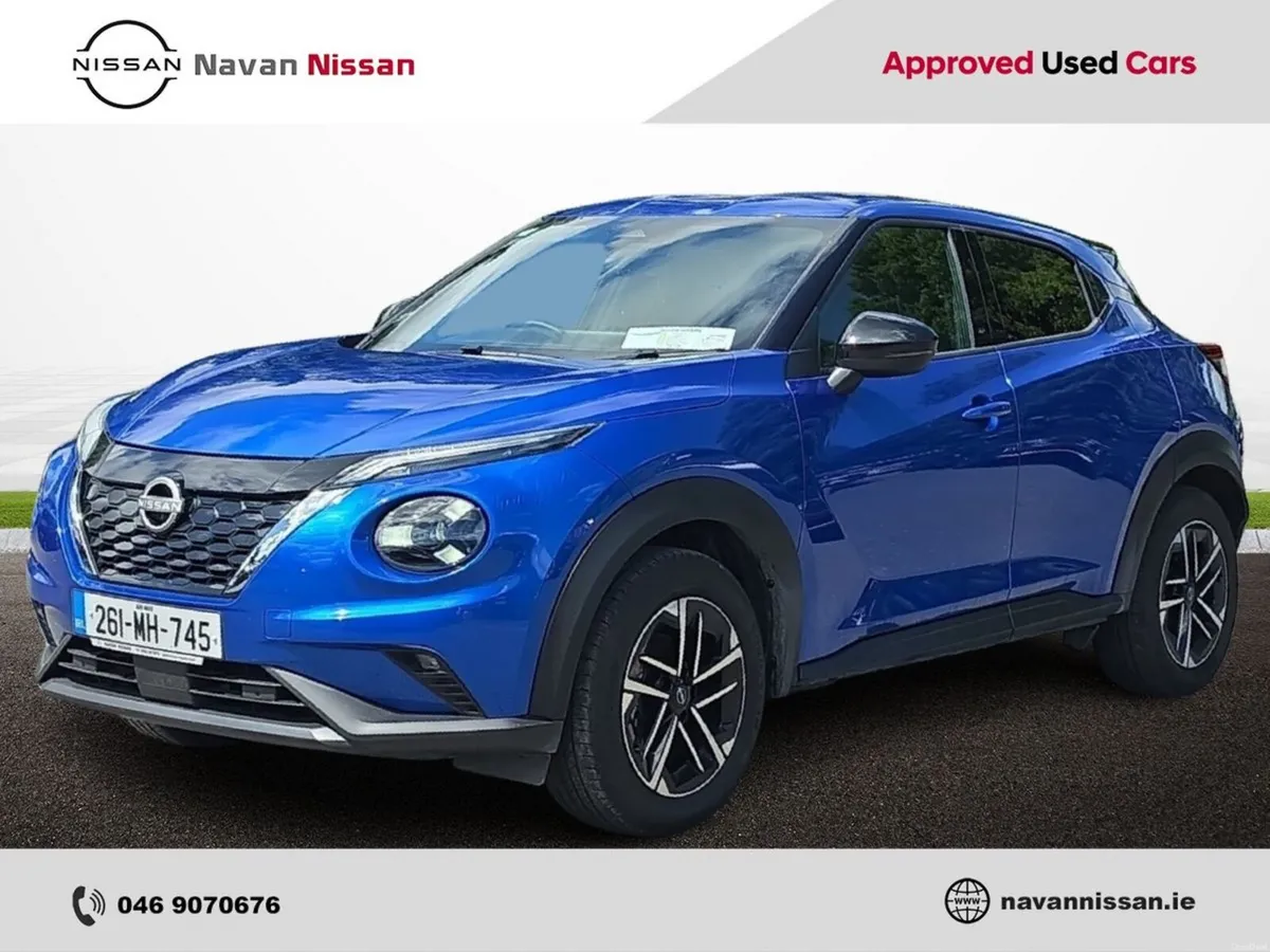 Nissan Juke HYBRID 1.6 SV PREMIUM *EX DEMO* - Image 4