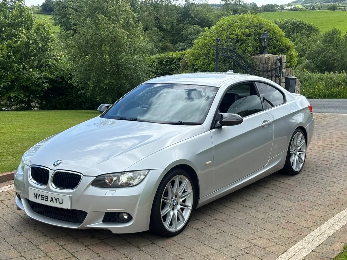 BMW 320i coupe - Image 2