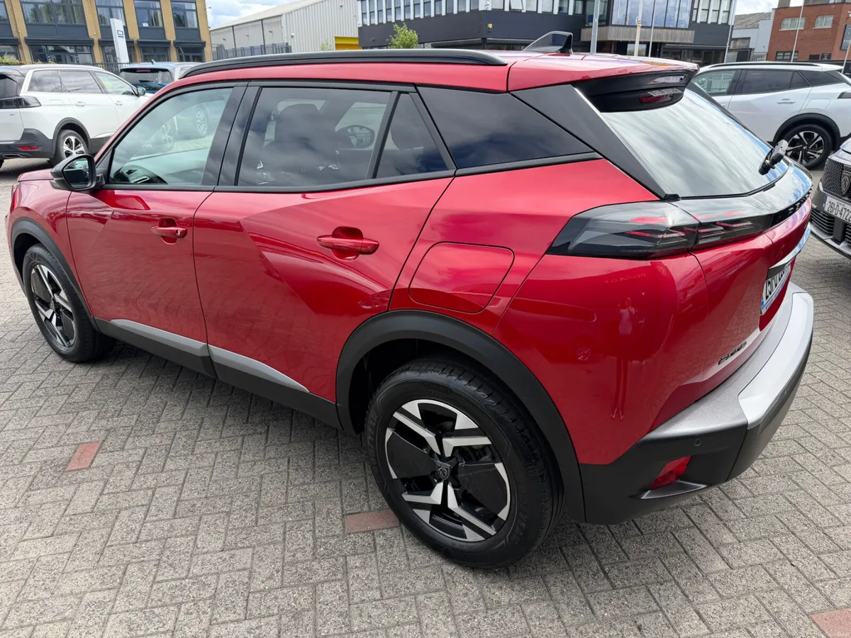 2025 Peugeot 2008 Allure 1.2 manual - Image 6
