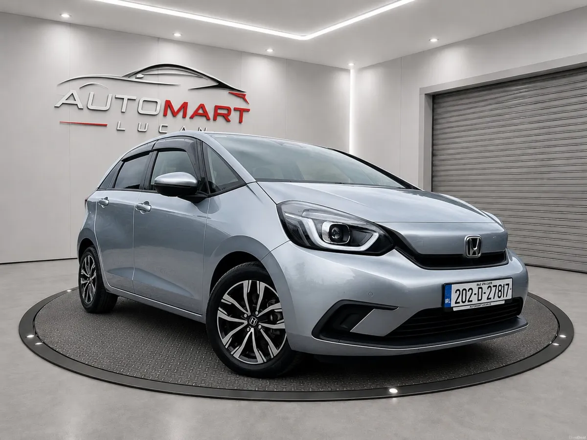 Honda Fit 2020  1.5 HYBRID 75K KM - Image 1