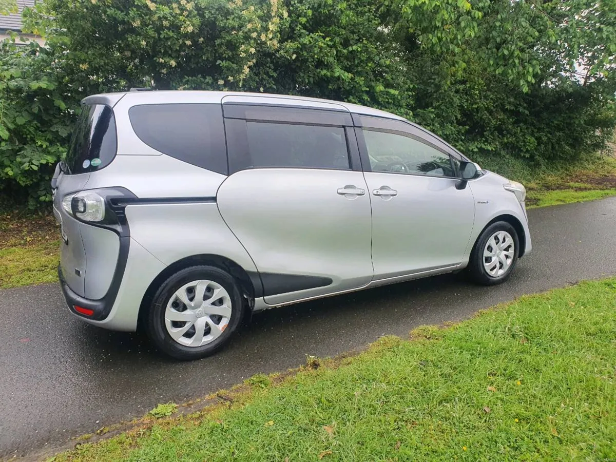 Toyota Sienta 2016 6 seater 1.5L hybrid NCT Oct 26 - Image 3
