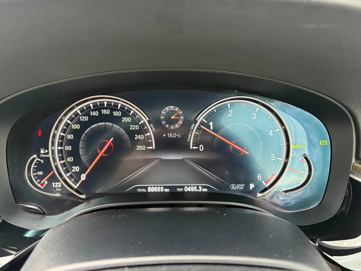 BMW 520D M Sport (Massage seats, HUD etc.) - Image 2