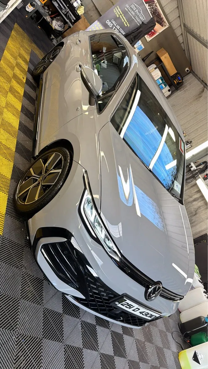 Volkswagen Golf R-line Auto 2.0 TDI 150HP - Image 1