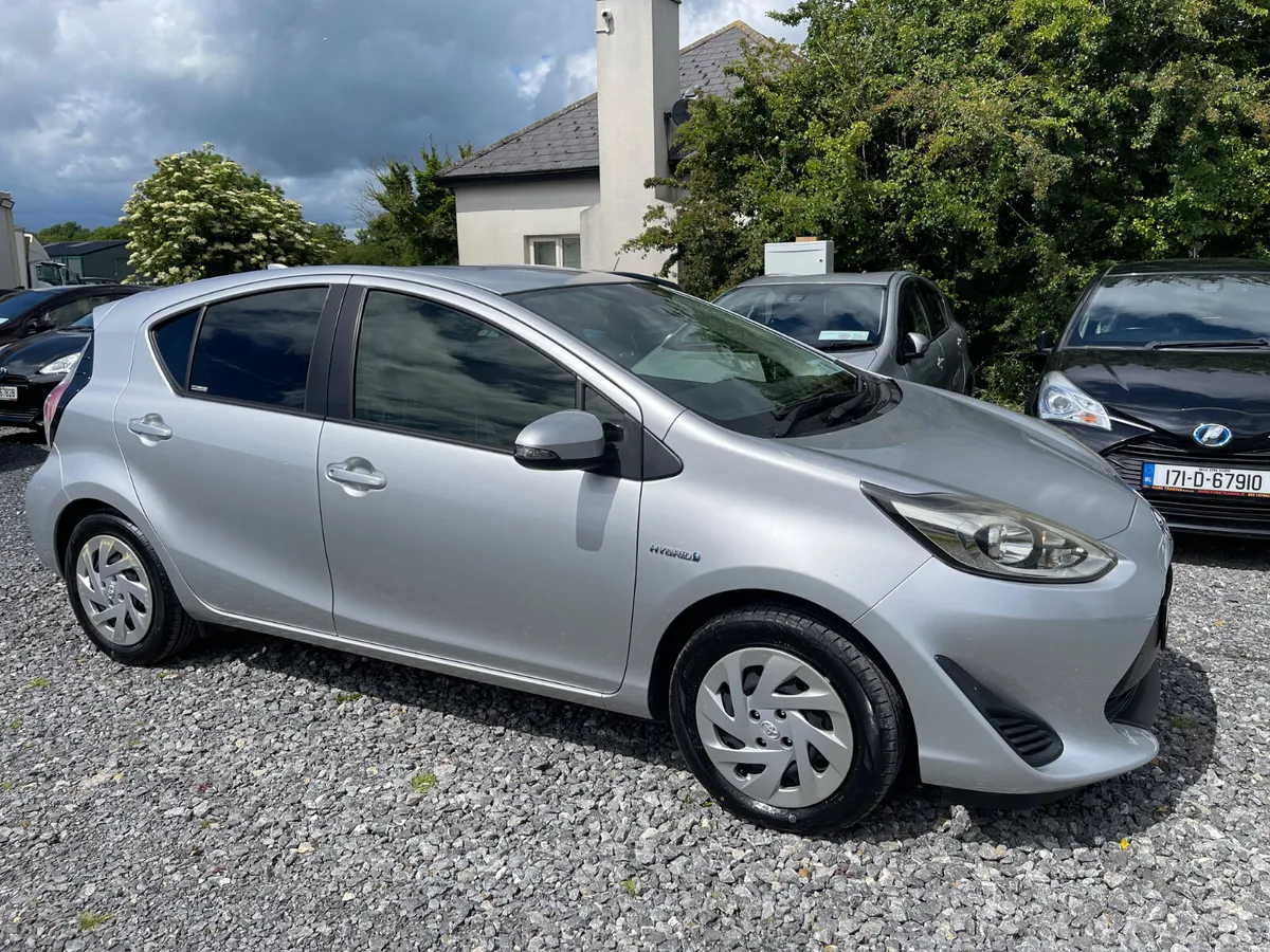 Toyota Aqua 2017 Hybrid Auto New Shave - Image 2
